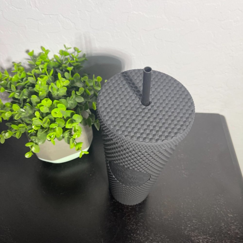 Starbucks 2021 Limited Edition Black Matte Studded Tumbler - Picture 3 of 5